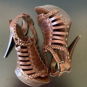Jessica Simpson “Grear” wooden platform sandals